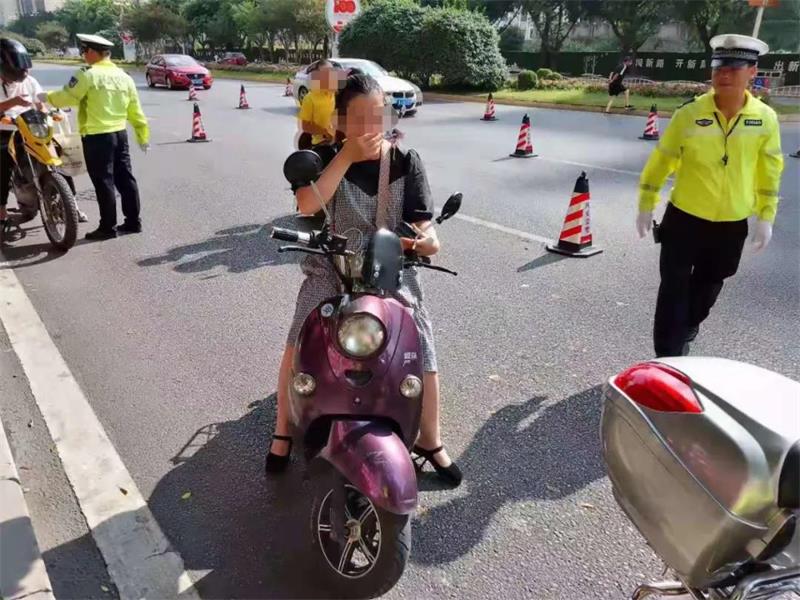 dx݆܇Σ99սͨ`ع