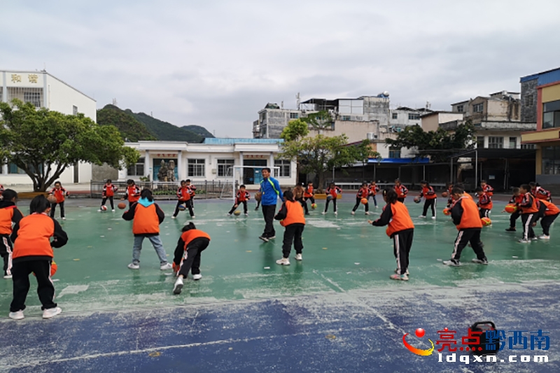 x^e2022괺WСWͬnux^Ħ